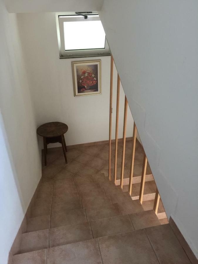 Apartments Palit Rab Εξωτερικό φωτογραφία